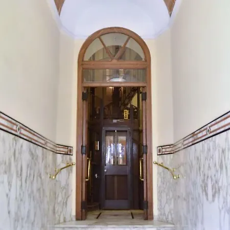 Domitilla - Luxury In The Heart Of Apartment *