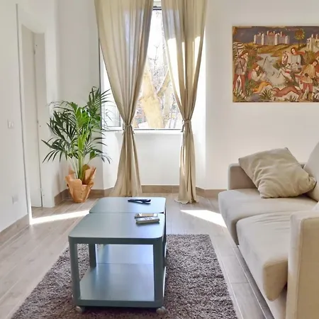 Domitilla - Luxury In The Heart Of Apartment
