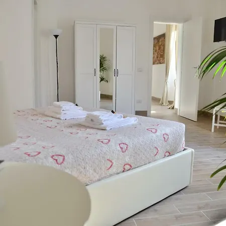 Domitilla - Luxury In The Heart Of Apartment *