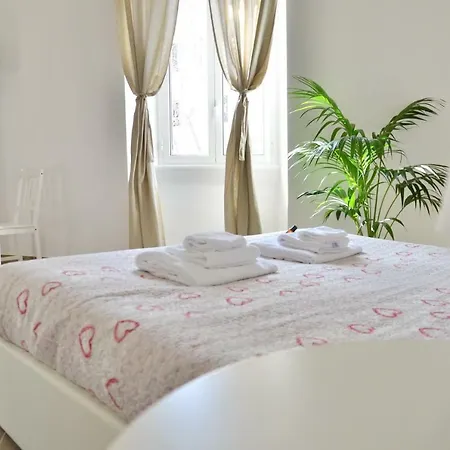 Apartment Domitilla - Luxury In The Heart Of *